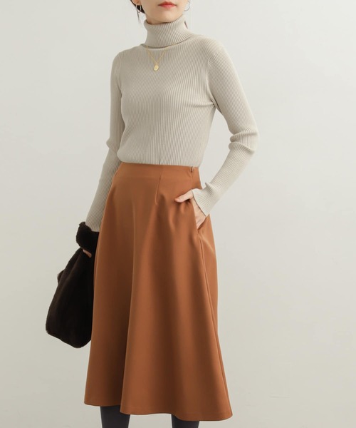 URBAN RESEARCH DOORS（アーバンリサーチドアーズ）の「ミディフレア