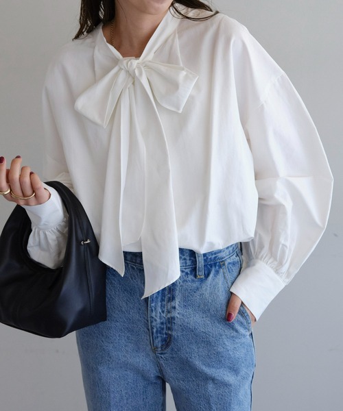 DISCOAT（ディスコート）の「【前後2WAY】ブロードボウタイブラウス（シャツ/ブラウス・レディース・オフホワイト/サックスブルー・FREE）」の21枚目の写真