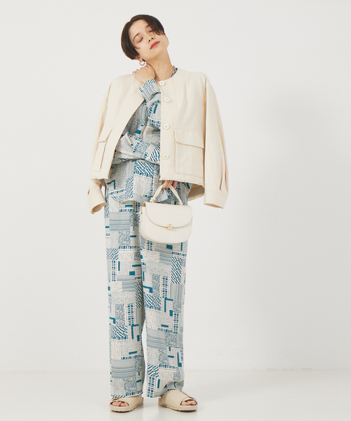 qualite（カリテ）の「《セットアップ対応》ジオメパッチワークプリントブラウス（シャツ/ブラウス・レディース・グリーン・フリー）」の3枚目の写真