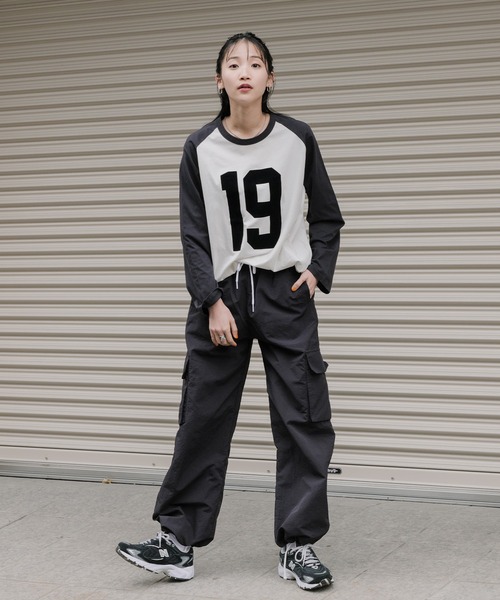 Levi's(リーバイス)の「Levi's/リーバイス GOLD TAB(TM) カーゴ ポケット ナイロンパンツ ブラック AGATE(カーゴパンツ・レディース・ブラック・M/S/XS)」の9枚目の写真