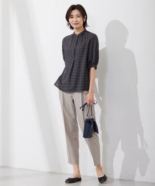 J.PRESS(ジェイプレス)の「【セットアップ対応・洗える・UVケア・速乾】 OXIJEWELストレッチ テーパード パンツ(その他パンツ・レディース・ライトグレー系/ベージュ系/ネイビー系・T13/T15/T17)」の17枚目の写真