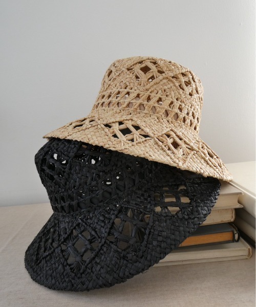 TRUNC（トランクエイティーエイト）の「Bohemian Bucket Raffia Hat（キャップ・レディース・ベージュ/ブラック・FREE）」の2枚目の写真
