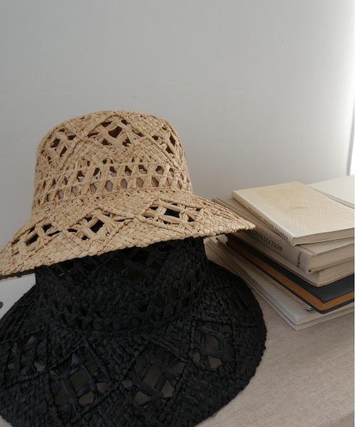 TRUNC（トランクエイティーエイト）の「Bohemian Bucket Raffia Hat（キャップ・レディース・ベージュ/ブラック・FREE）」の15枚目の写真