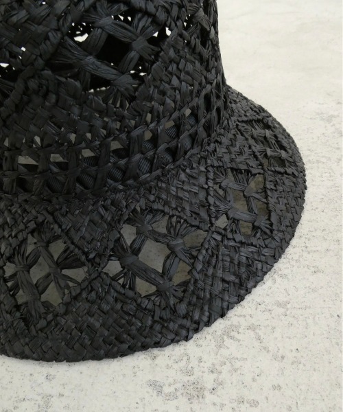 TRUNC（トランクエイティーエイト）の「Bohemian Bucket Raffia Hat（キャップ・レディース・ベージュ/ブラック・FREE）」の22枚目の写真