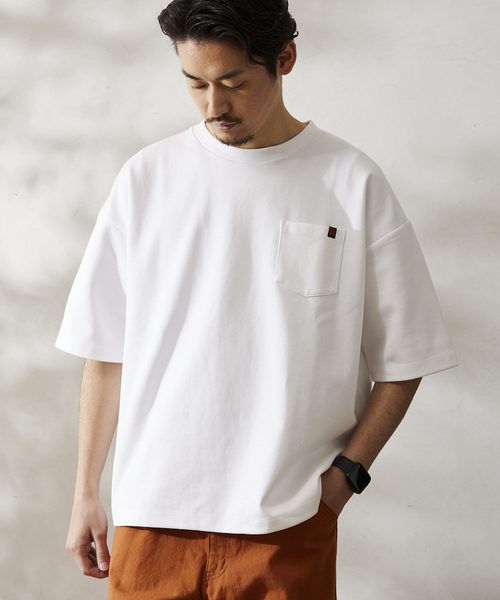 UNIVERSAL OVERALL（ユニバーサルオーバーオール）の「【UNIVERSAL OVERALL / ユニバーサルオーバーオール】別注ポケットTee（Tシャツ/カットソー・メンズ・ホワイト/チャコールグレー/ブラック/ブルー/グリーン・SMALL/MEDIUM/LARGE）」の21枚目の写真