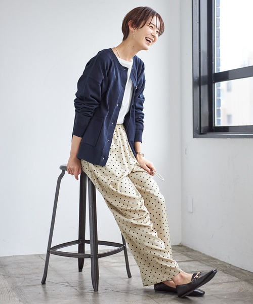 LEPSIM(レプシィム)の「12ゲージ洗えるクルーカーディガン 185800(ニット/セーター・レディース・オレンジ/ネイビー/グレイッシュベージュ・FREE)」の17枚目の写真