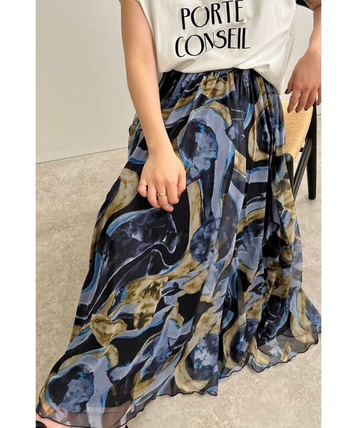 palm RICHE(ポームリシュ)の「水彩アート柄プリント ギャザーボリュームスカート(スカート・レディース・ブラック/オフホワイト・M)」の11枚目の写真