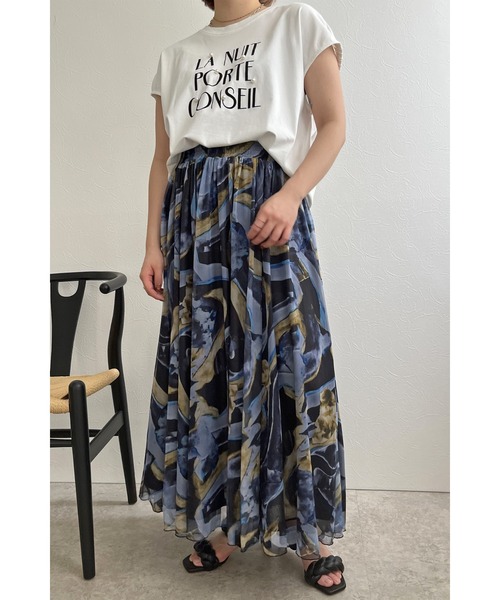 palm RICHE(ポームリシュ)の「水彩アート柄プリント ギャザーボリュームスカート(スカート・レディース・ブラック/オフホワイト・M)」の10枚目の写真