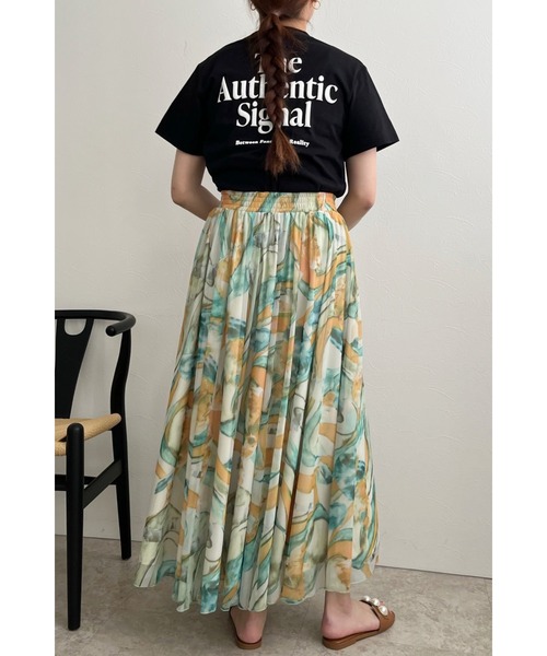 palm RICHE(ポームリシュ)の「水彩アート柄プリント ギャザーボリュームスカート(スカート・レディース・ブラック/オフホワイト・M)」の12枚目の写真