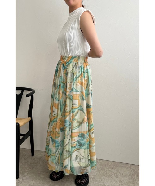 palm RICHE(ポームリシュ)の「水彩アート柄プリント ギャザーボリュームスカート(スカート・レディース・ブラック/オフホワイト・M)」の9枚目の写真