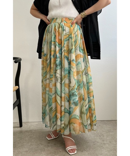 palm RICHE(ポームリシュ)の「水彩アート柄プリント ギャザーボリュームスカート(スカート・レディース・ブラック/オフホワイト・M)」の4枚目の写真