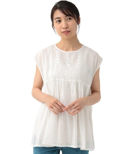 チチカカ(チチカカ)の「フロルハンド刺繍プルオーバー(シャツ/ブラウス・レディース・ホワイト/レッド/ブラック・FREE)」の8枚目の写真