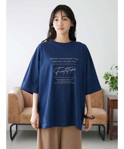 CRAFT STANDARD BOUTIQUE(クラフトスタンダードブティック)の「FOOTSTEPS tee(Tシャツ/カットソー・レディース・ホワイト/モカ/ネイビー・M/L)」の13枚目の写真