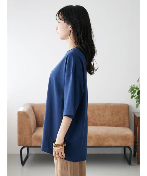 CRAFT STANDARD BOUTIQUE(クラフトスタンダードブティック)の「FOOTSTEPS tee(Tシャツ/カットソー・レディース・ホワイト/モカ/ネイビー・M/L)」の16枚目の写真