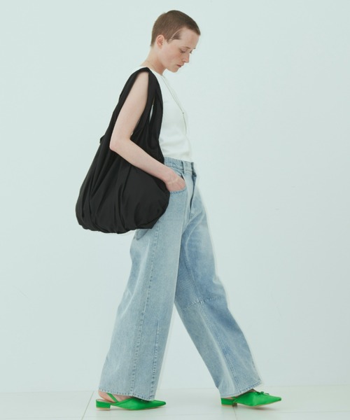 un/neu（アンノイ）の「タックラウンドトート / 軽量 / 大容量バッグ（トートバッグ・レディース・ブラック/ホワイト/ライトグレー/ブラウン/シルバー/グリーン/ブラック系その他・FREE）」の11枚目の写真