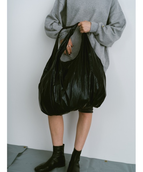 Lightweight 円形バッグ 黒 Lightweight 円形バッグ 黒