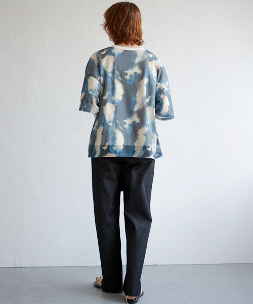 notch.(ノッチ)の「水彩柄シアーTシャツ(Tシャツ/カットソー・レディース・ネイビー/ブラウン/イエロー・M)」の8枚目の写真