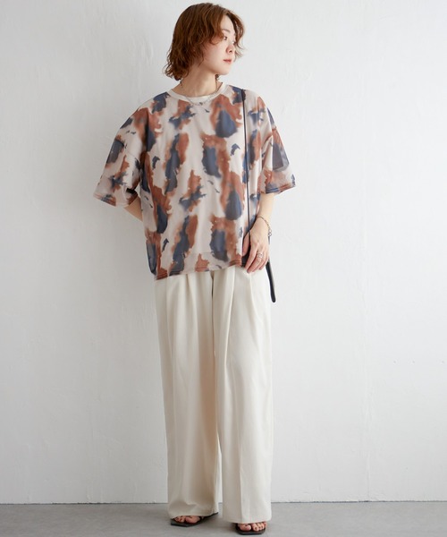 notch.(ノッチ)の「水彩柄シアーTシャツ(Tシャツ/カットソー・レディース・ネイビー/ブラウン/イエロー・M)」の13枚目の写真