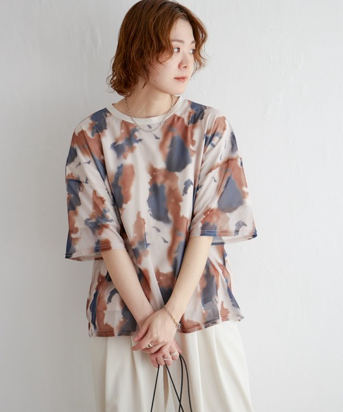 notch.(ノッチ)の「水彩柄シアーTシャツ(Tシャツ/カットソー・レディース・ネイビー/ブラウン/イエロー・M)」の9枚目の写真