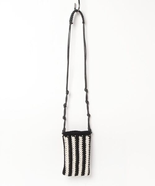 KNii(ニー)の「KNii(ニー) THE MINI CROSS BODY(ショルダーバッグ・レディース・ブラック・F)」の5枚目の写真