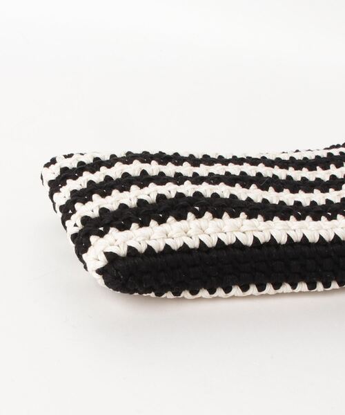 KNii(ニー)の「KNii(ニー) THE MINI CROSS BODY(ショルダーバッグ・レディース・ブラック・F)」の3枚目の写真