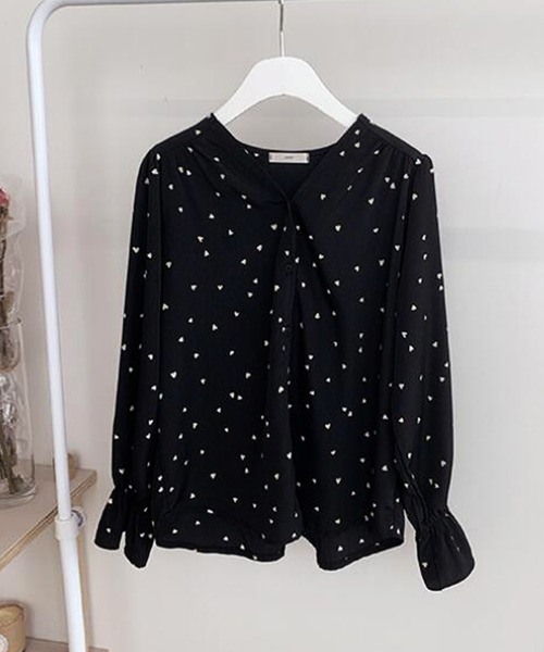 DiamondHearts（ダイヤモンドハーツ）の「ハート柄シフォンシャツ（シャツ/ブラウス・レディース・ブラック/ベージュ/レッド・MEDIUM/LARGE/X-LARGE）」の11枚目の写真