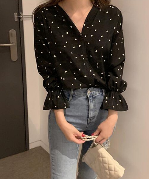 DiamondHearts（ダイヤモンドハーツ）の「ハート柄シフォンシャツ（シャツ/ブラウス・レディース・ブラック/ベージュ/レッド・MEDIUM/LARGE/X-LARGE）」の14枚目の写真