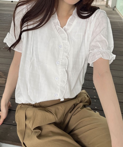 GLAMOROUS JANE(グラマラスジェーン)の「フリルバンドカラー半袖ブラウス(シャツ/ブラウス・レディース・ホワイト・FREE)」の13枚目の写真