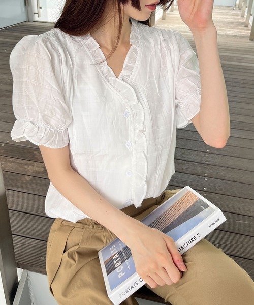 GLAMOROUS JANE(グラマラスジェーン)の「フリルバンドカラー半袖ブラウス(シャツ/ブラウス・レディース・ホワイト・FREE)」の12枚目の写真