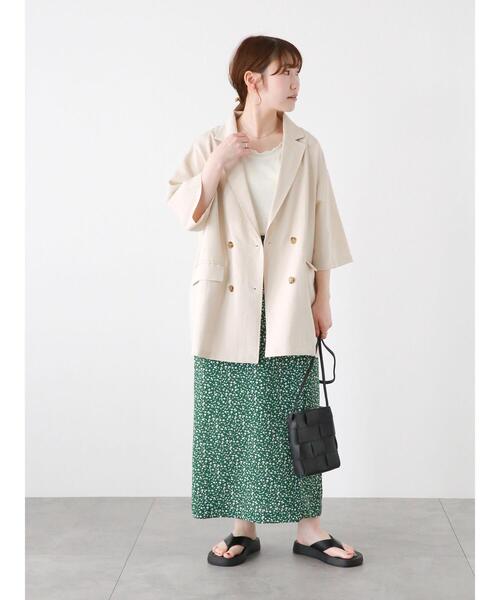 ehka sopo（エヘカソポ）の「ダブルブレスト半袖ジャケット(セットアップ可)（ノーカラージャケット・レディース・カーキ/ベージュ/モカ・F）」の11枚目の写真