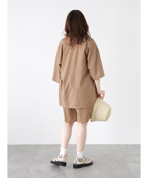 ehka sopo（エヘカソポ）の「ダブルブレスト半袖ジャケット(セットアップ可)（ノーカラージャケット・レディース・カーキ/ベージュ/モカ・F）」の21枚目の写真