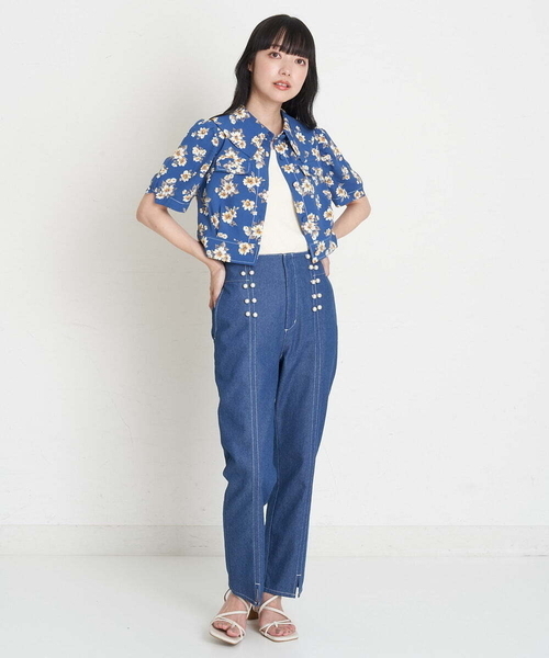 A de a.v.v（アードアー・ヴェ・ヴェ）の「パフスリーブ胸ポケットブラウス（シャツ/ブラウス・レディース・アイボリー/ブルー/ブラック・36/38）」の6枚目の写真