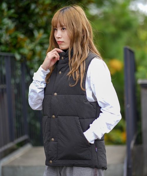 roial(ロイアル)の「VEST/ROIAL(ロイアル)2カラーデザインユニセックス対応フェイクダウンベスト(ダウンベスト・メンズ・ブラック/レッド/イエロー/グリーン・MEDIUM/LARGE/X-LARGE)」の15枚目の写真