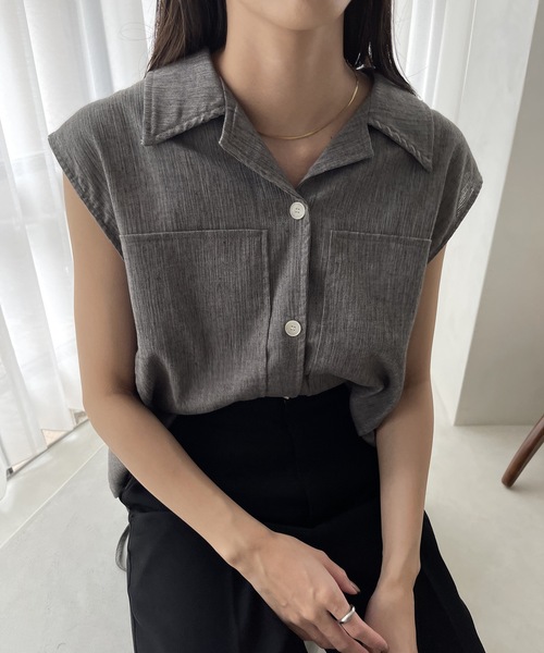 lawgy(ラウジー)の「no sleeve blend shirt vest / ノースリーブブレンドシャツベスト(ベスト・レディース・ベージュ/グレー・FREE)」の2枚目の写真