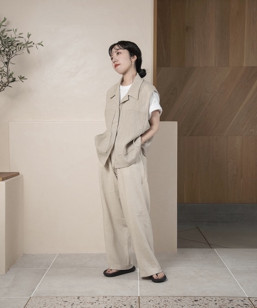 lawgy(ラウジー)の「no sleeve blend shirt vest / ノースリーブブレンドシャツベスト(ベスト・レディース・ベージュ/グレー・FREE)」の13枚目の写真