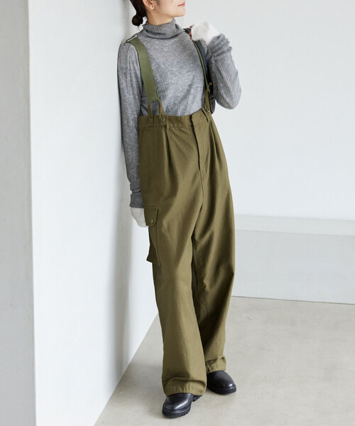 SLOBE IENA(スローブイエナ)の「サスペンダーカーゴ(サロペット/オーバーオール・レディース・カーキ/アイボリー・38/36)」の16枚目の写真