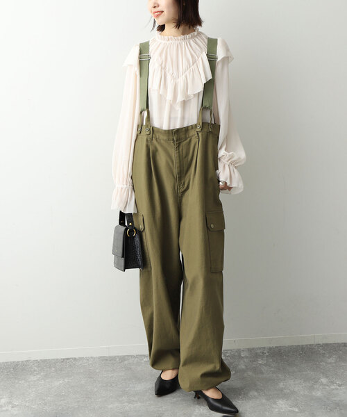 SLOBE IENA(スローブイエナ)の「サスペンダーカーゴ(サロペット/オーバーオール・レディース・カーキ/アイボリー・38/36)」の20枚目の写真