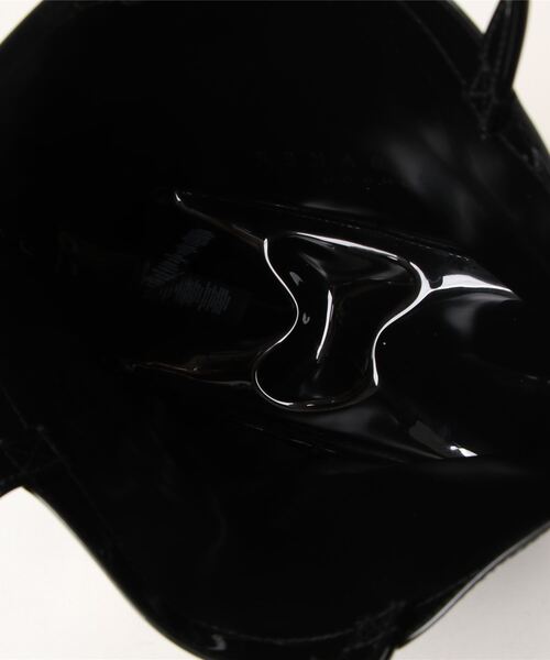 Ted Baker（テッドベーカー）の「NIKICON リボン アイコントートバッグ(Sサイズ)（トートバッグ・レディース・ピンク系その他/ブラック・O/S）」の5枚目の写真