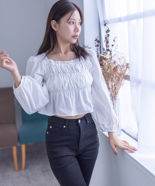 clear（クリア）の「スクエアネックシャーリングブラウス（シャツ/ブラウス・レディース・オフホワイト/ベージュ/ブラック/ブルーグレー・F）」の16枚目の写真