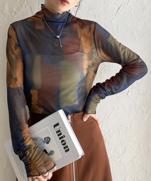 She's Closet（シーズクローゼット）の「ニュアンス柄長袖メッシュパワーネットハイネックシアートップス（Tシャツ/カットソー）」