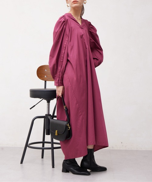 Chez toi（シェトワ）の「ボリュームスリーブロングワンピース（ワンピース・レディース・ネイビー/ブラック/レッド・FREE）」の3枚目の写真