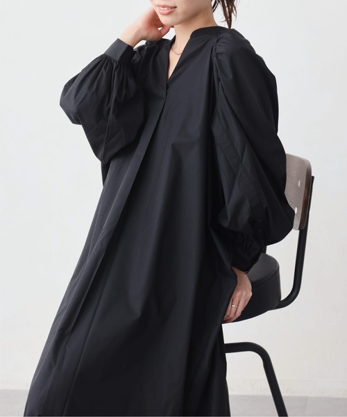 Chez toi（シェトワ）の「ボリュームスリーブロングワンピース（ワンピース・レディース・ネイビー/ブラック/レッド・FREE）」の2枚目の写真