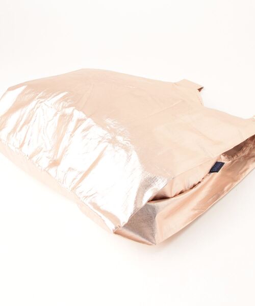 DouDou(ドゥドゥ)の「【BAGGU/バグゥ】23AWメタリック BABY BAGGU(エコバッグ/サブバッグ・レディース・ピンク・FREE)」の3枚目の写真