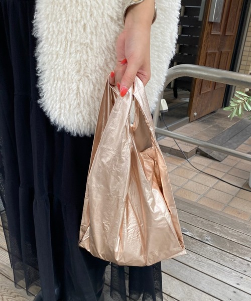 DouDou(ドゥドゥ)の「【BAGGU/バグゥ】23AWメタリック BABY BAGGU(エコバッグ/サブバッグ・レディース・ピンク・FREE)」の7枚目の写真