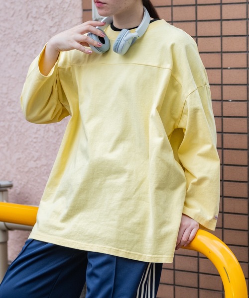 Goodwear(グッドウェア)の「【h】〔Goodwear〕USAコットン 切替7分袖 FOOTBALL BIG TEE(Tシャツ/カットソー・メンズ・グレイッシュベージュ/グレイッシュブルー/ペールイエロー/杢グレー/ブラック/チャコールグレー/ネイビー/ホワイト・MEDIUM/X-LARGE/LARGE)」の1枚目の写真