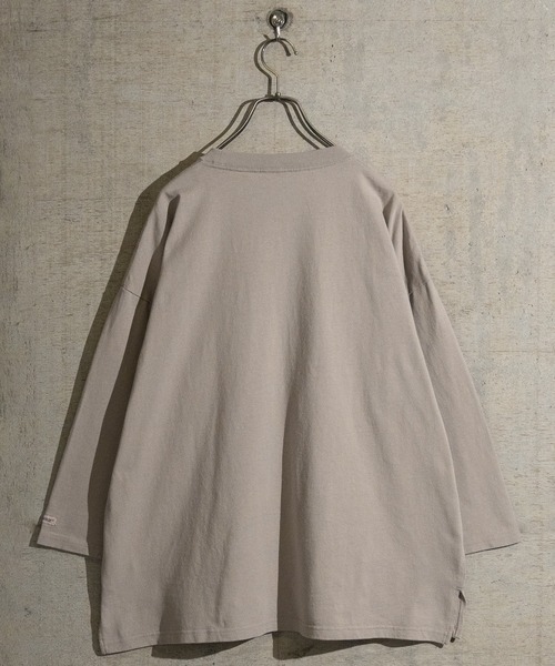 Goodwear(グッドウェア)の「【h】〔Goodwear〕USAコットン 切替7分袖 FOOTBALL BIG TEE(Tシャツ/カットソー・メンズ・グレイッシュベージュ/グレイッシュブルー/ペールイエロー/杢グレー/ブラック/チャコールグレー/ネイビー/ホワイト・MEDIUM/X-LARGE/LARGE)」の13枚目の写真