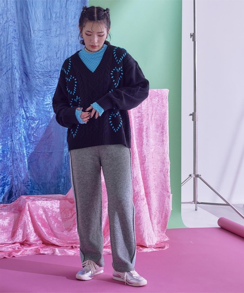 miette(ミエット)の「アルパカタッチ配色サイドラインニットパンツ(その他パンツ・レディース・グレー/ネイビー/ベージュ・FREE)」の4枚目の写真