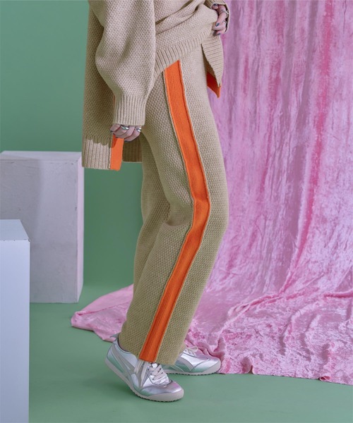 miette(ミエット)の「アルパカタッチ配色サイドラインニットパンツ(その他パンツ・レディース・グレー/ネイビー/ベージュ・FREE)」の8枚目の写真