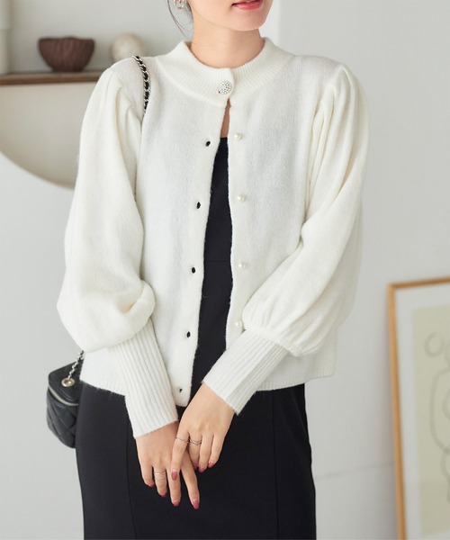 24AW アベニールエトワール パールボタンニットジャケット 36 ホワイト 新作入荷情報〈パールボタンケーブルニットカーディガン〉 | m-i-d