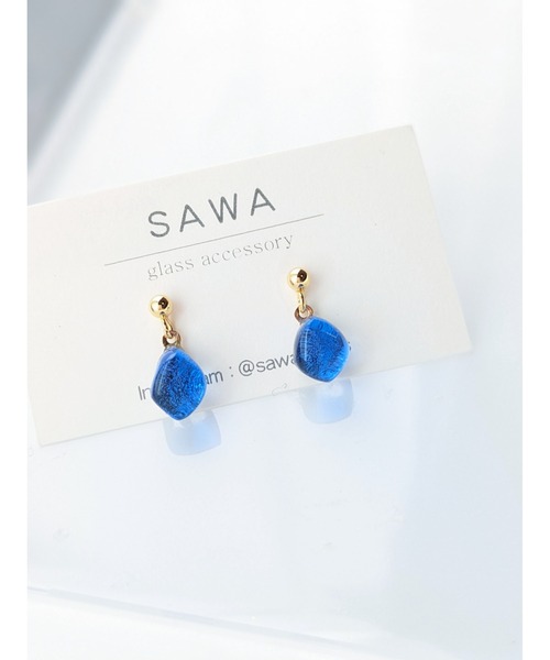 tone(トーン)の「【sawa】ゆれる一粒イヤリング(MA)(イヤリング・レディース・ライム/グリーン/ラベンダー/スカイブルー/ブラウン系その他/ブルー/クリア/ターコイズブルー・FREE)」の18枚目の写真